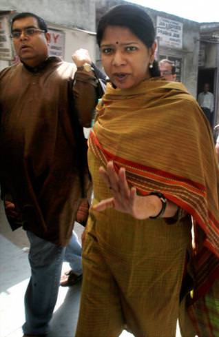 The DMK MP, Kanimozhi, with her husband G.Aravindan